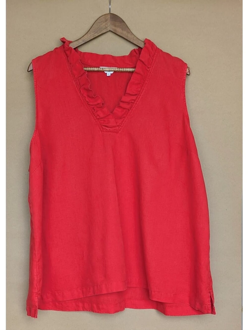 Crown & Ivy Red Linen Sleeveless Top